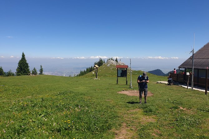 1 day CARPATHIAN PEAKS & CHALETS hike - Safety Style in the Carpathians: Why This Guide Gets Mentioned So Often