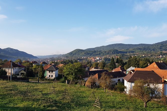 11-Day Romania Tour from Bucharest with Transylvania & Bucovina - The road from Transylvania to Bucovina: Bicaz Gorge and Red Lake