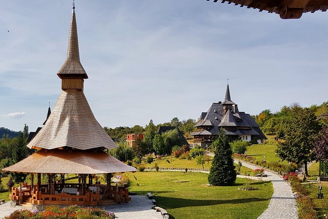 11-Day Romania Tour from Bucharest with Transylvania & Bucovina - Voroneț and the Painted Monasteries style: why the color matters