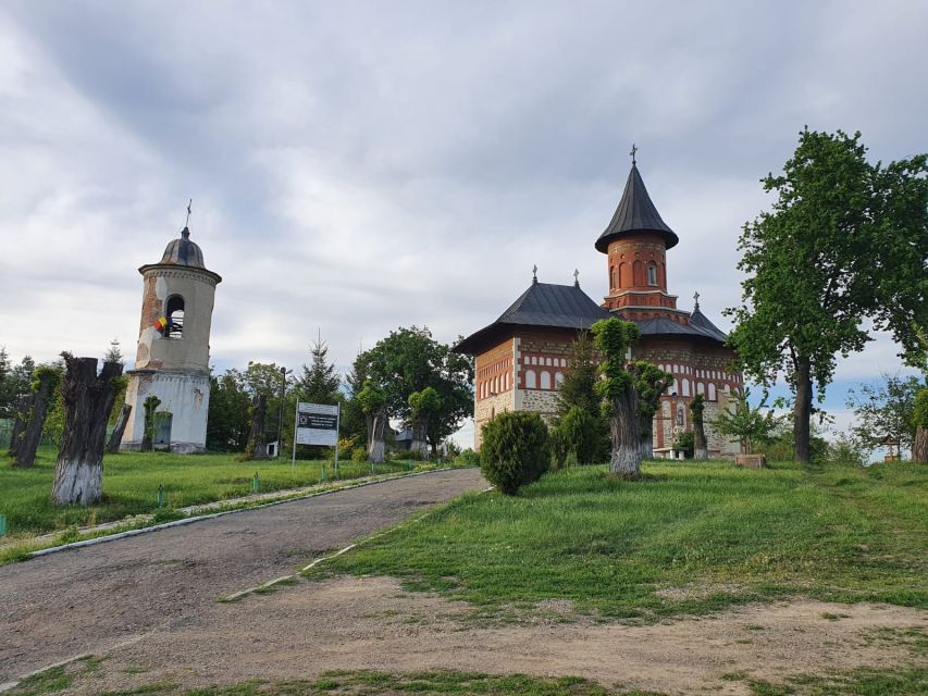 2 Day Private Tour from Bucharest in Transylvania - Biertan’s fortified church and the chilling effect of walking where history had to work