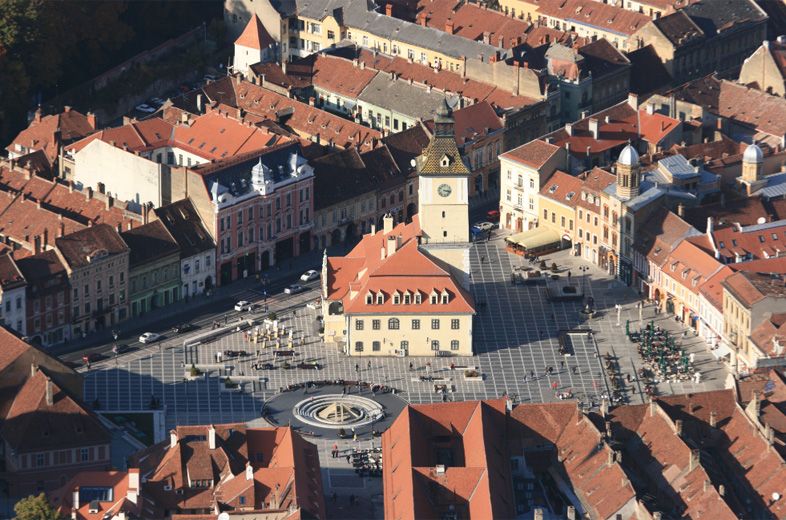 2-Day Transylvania Break From Bucharest - Guides and what to expect from the storytelling
