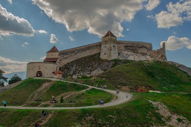 3-Castle: Peles,Bran,Rasnov,Sinaia Monastery from Brasov w pickup - Who this tour suits best (and who should rethink it)