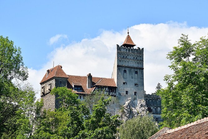 3-Day Tour of Transylvania’s Landmarks from Bucharest - Day 1 castles up close: Peles, Bran, and Brasov’s Saxon heart