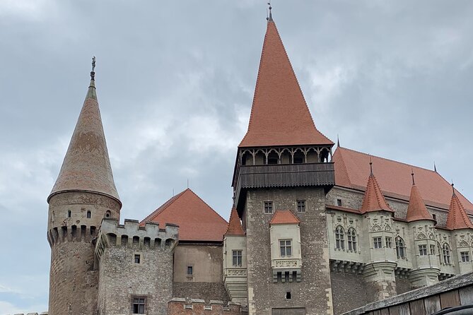 4-Day Private Tour: Bucharest to Budapest via Transylvania - Road-Trip Rhythm: Pickup at 8:00 and a Private Car All the Way