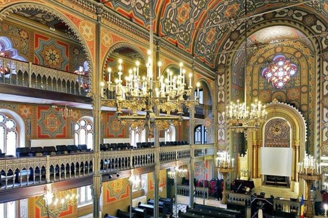 4h Jewish Legacy in Bucharest - Private Tour by Car and Walking - Stop 1: The Choral Temple, a synagogue with daily services