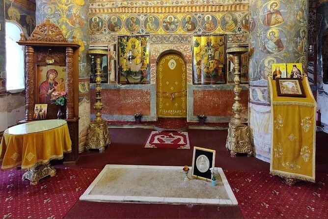 5h Abandoned Fort, Dracula's Grave and Mogoșoaia Palace, Private - Mogosoaia Palace gardens, Brâncoveanu, and the Brâncovenesc style