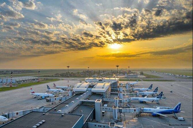 Airport Transfer -One way Bucharest Otopeni Henri Coandă Airport - Getting to the airport for departure, minus the last-minute stress