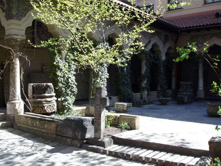 Best of Bucharest: Private Walking Tour - Who should book this private walking tour