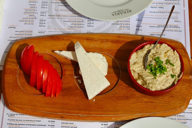 Bite your way through Timisoara - Timisoara's Street Food Tour - Piața Sfântul Gheorghe: Covrig and Sana Breakfast Energy