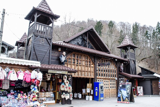 Bran Castle, Bear Sanctuary, and Rasnov Fortress Half Day Tour - Who This Tour Suits Best (and Who Should Rethink It)