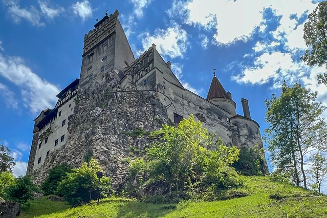 Bran (Dracula) Castle, Bear Sanctuary, Rasnov Fortress & Palinca Distillery - Comfort, group size, and what that does to your day