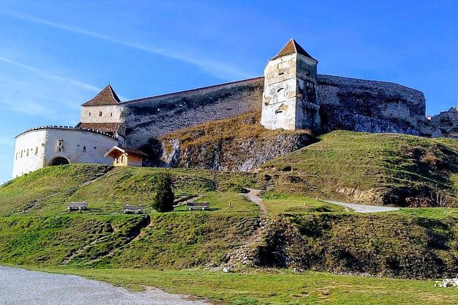 Brasov: Bears Sanctuary, Rasnov Fortress, Bran Castle GUIDED Tour - Tickets, Lunch, and the True Cost of the Day