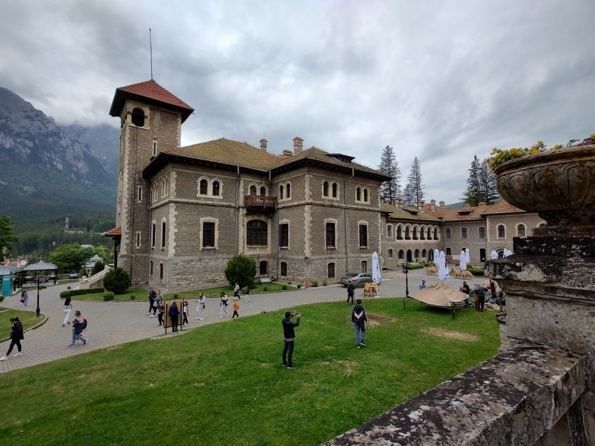 Brasov: Bran, Peles and Cantacuzino Castles Day Tour - Logistics that can make or break your day