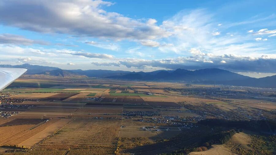 Brasov: Glider Flight Experience at Sanpetru Airfield - Sanpetru Airfield, Brasov, and the charm of a quiet cable-tow flight
