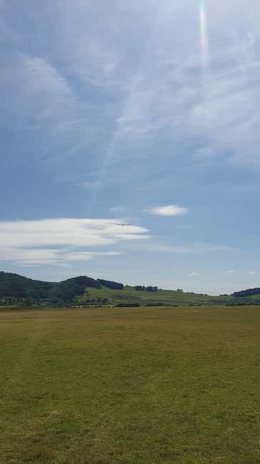 Brasov: Glider Flight Experience at Sanpetru Airfield - Safety training and your parachute fitting, done the practical way