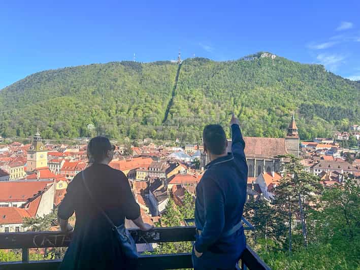 Brasov: Walking Tour of the Old Town & Photo Hotspots - Old Town bearings in 2.5 hours, starting at Starbucks