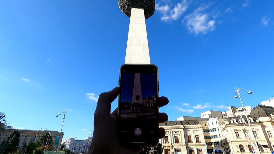 Bucharest 1989 Revolution Walking Tour with Smartphone App - Key things that make this tour work