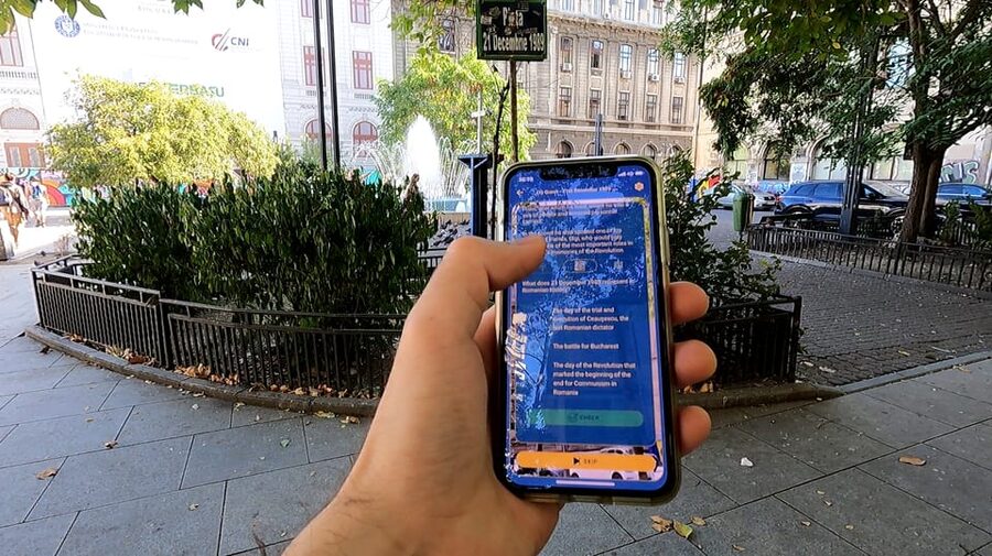 Bucharest 1989 Revolution Walking Tour with Smartphone App - Getting there and starting without losing time