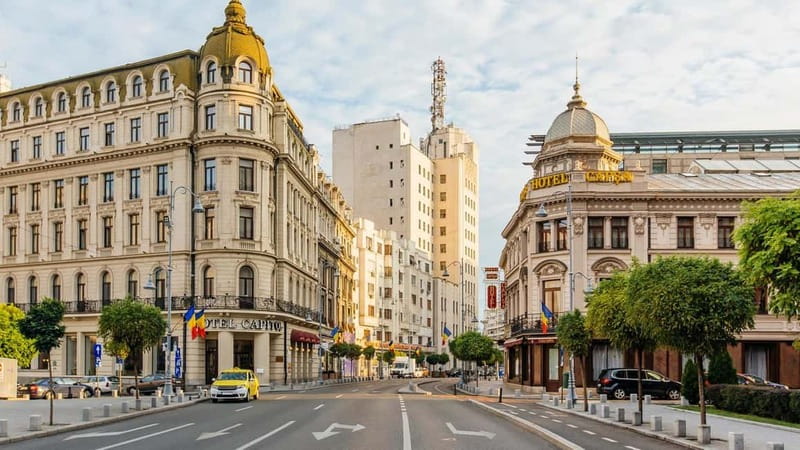 Bucharest: 4h Panoramic Private Tour by Car with Photo Stops - Dimitrie Gusti National Village Museum: Romanian traditions you can actually picture