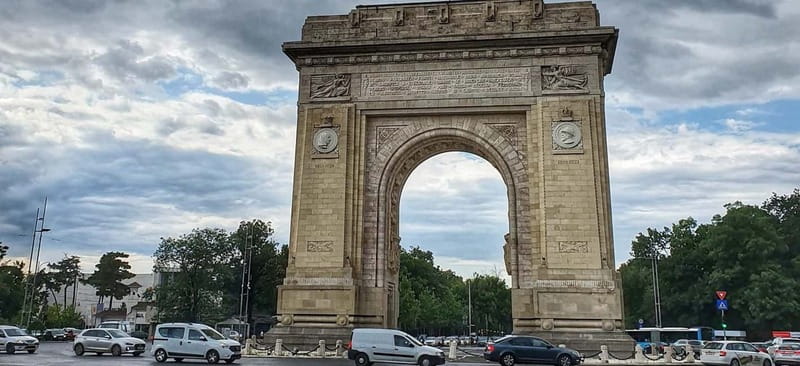 Bucharest: 4h Panoramic Private Tour by Car with Photo Stops - Palace of the Parliament: seeing the world’s second-largest administrative building up close