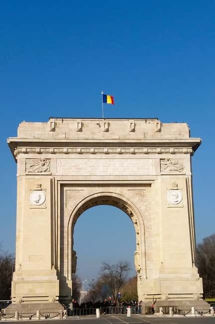 Bucharest: Arch of Triumph Entry Ticket - Exterior moments: Șoseaua Kiseleff and the big boulevard effect