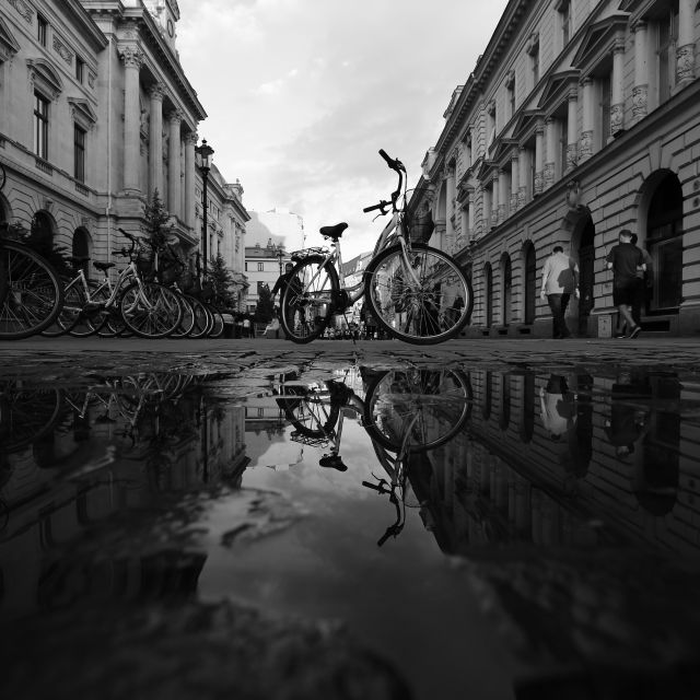Bucharest Bike Rentals - Strada Operetei pickup: quick, real-world logistics