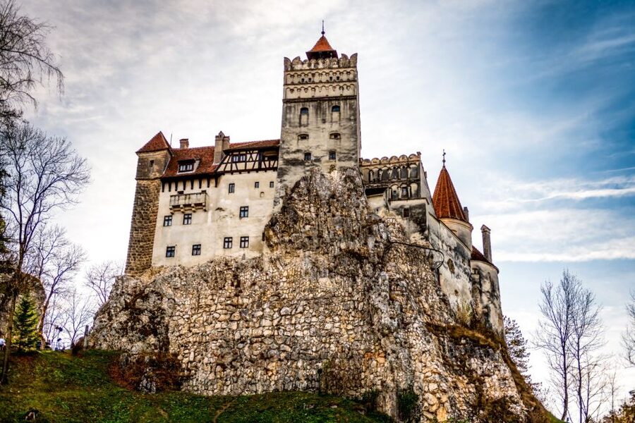 Bucharest: Bran Castle and Bear Sanctuary Small-Group Tour - A Small-Group Day Into Transylvania From Bucharest