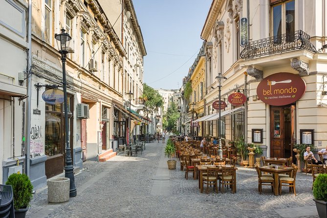 Bucharest by bike - Old Town and Curtea Veche ruins: Vlad the Impaler in the open air