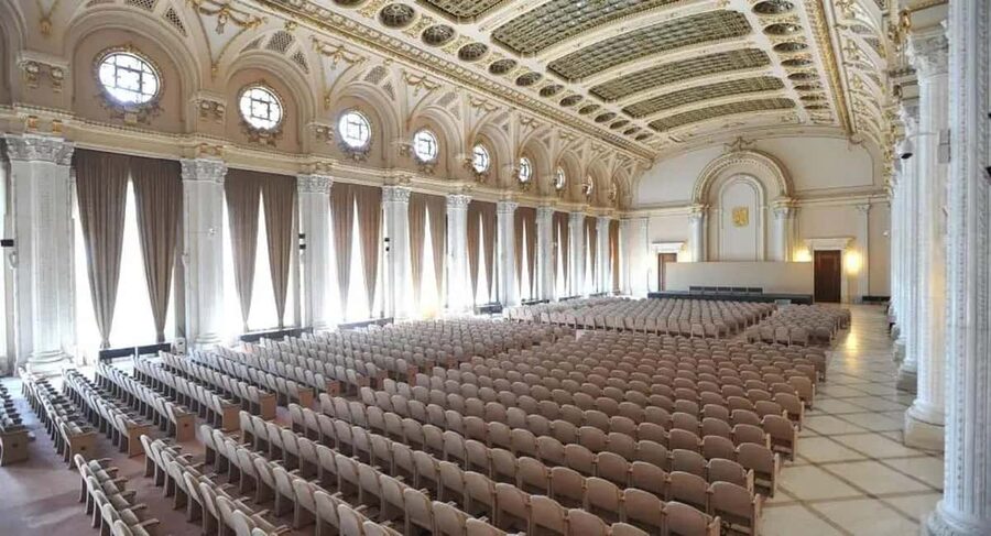 Bucharest : Ceaușescu Mansion , Parliament & Village Museum - Should you book this Parliament and Ceaușescu day tour?