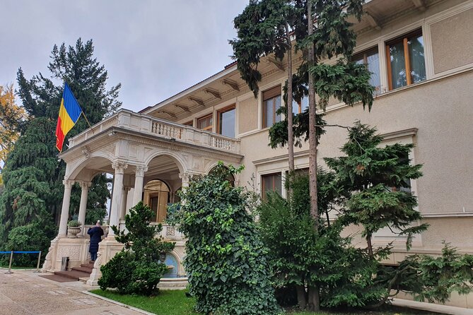 Bucharest City Tour 4 hours - Private Tour - Free Pick up and Drop off - Romanian Athenaeum: A Landmark Stop With Ticket Planning