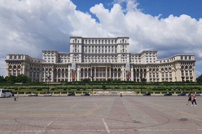 Bucharest City Tour 4h - Calea Victoriei, Victory Avenue Where Royal and Communist Bucharest Collide