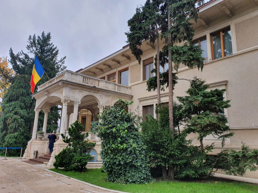Bucharest City Tour 4h - Small Group Tour by Car - Guides Matter, and This One Has a Strong Track Record