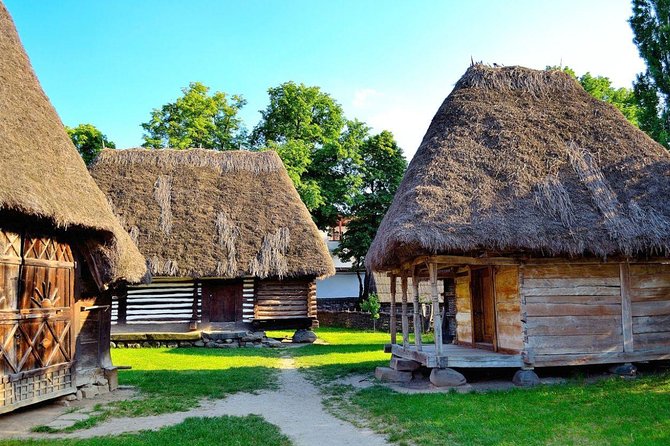 Bucharest City Tour: Private Guided Experience - Price and value: what you pay, what you should budget