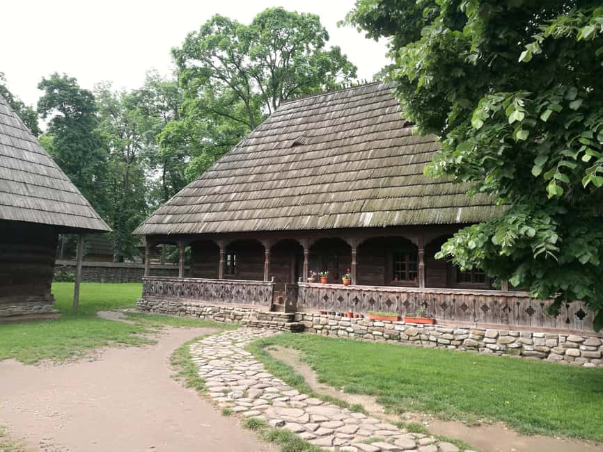 Bucharest city tour: Village Museum visit & Panormaic tour - Is this tour worth $55 per person?
