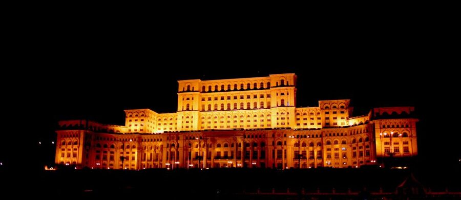 Bucharest: Communist Tour including Ceausescu Residence - A working-class neighborhood that shows daily life under the system