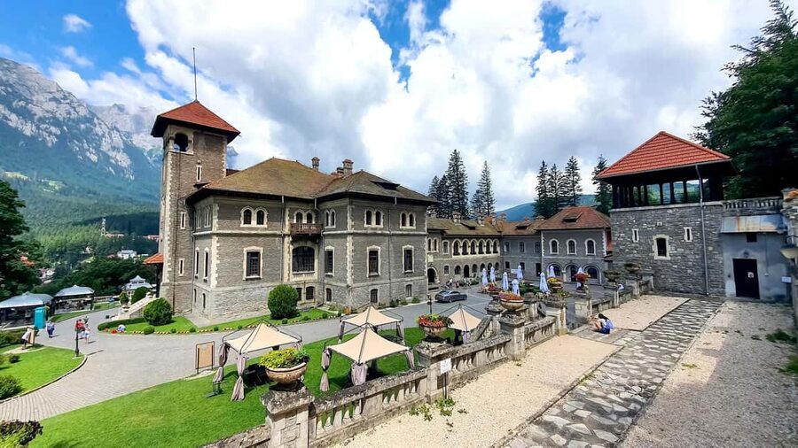 Bucharest : Day Trip 3 Castles Dracula’s, Peles, Cantacuzino - Bucharest To The Carpathians: Why This Trip Works