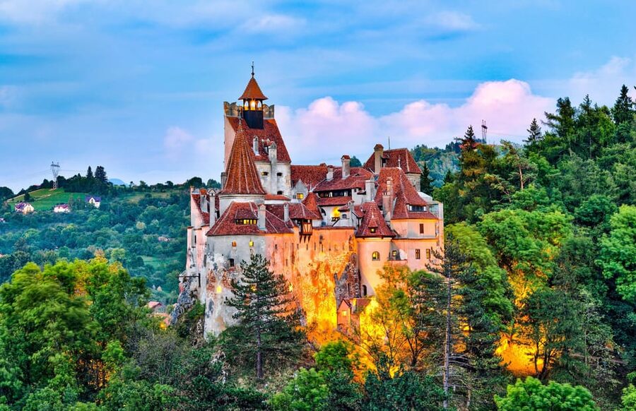 Bucharest : Day Trip Dracula's Castle ,Peles Castle & Brașov - How This Bucharest to Castles and Brașov Day Trip Really Works