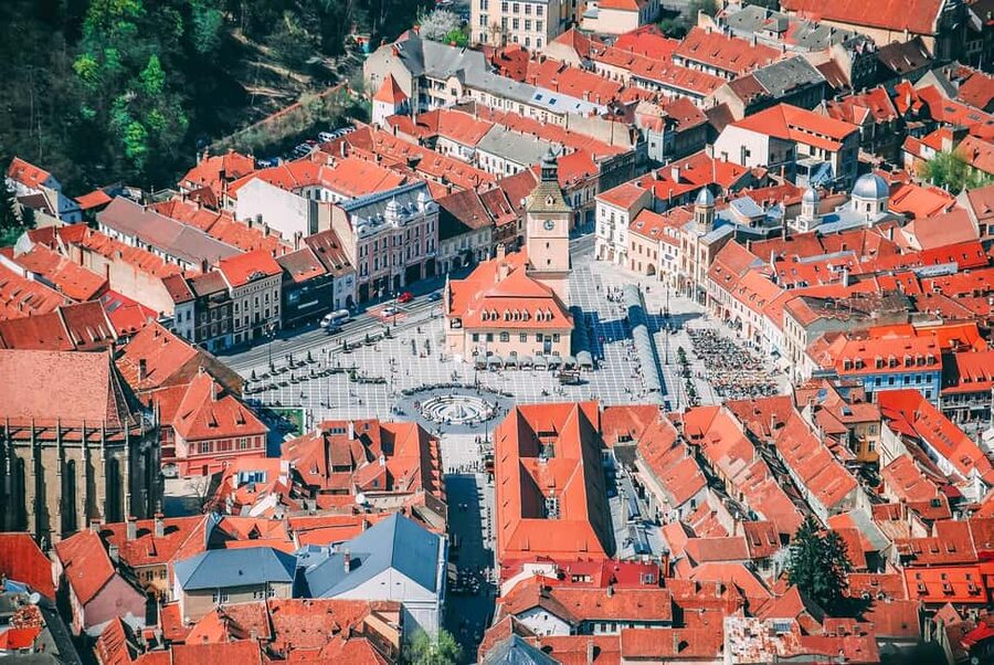 Bucharest : Dracula Castle, Peleș Castle & Brașov Day Trip - Who should book this trip, and who should adjust expectations