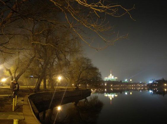 Bucharest Evening Tour and Traditional Dinner - How Guide Stories Make the City Make Sense