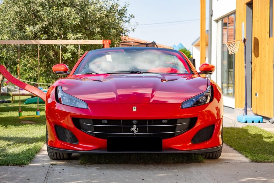 Bucharest: Ferrari Driving Experience - SHORT 10min - Driving feel in Bucharest: steering, pedals, and stopping power