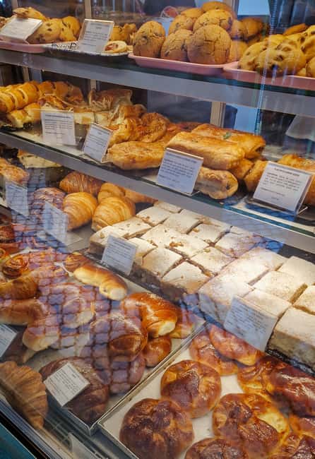 Bucharest: Local Food and History Tour - History Walk: Landmarks, Architecture, and Why Bucharest’s Past Shows Up Today