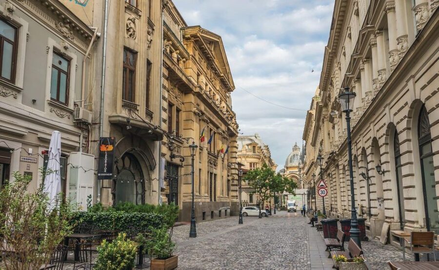 Bucharest Panoramic City Tour & Street Food - Romanian Atheneum stop: a classy finale for your last photos