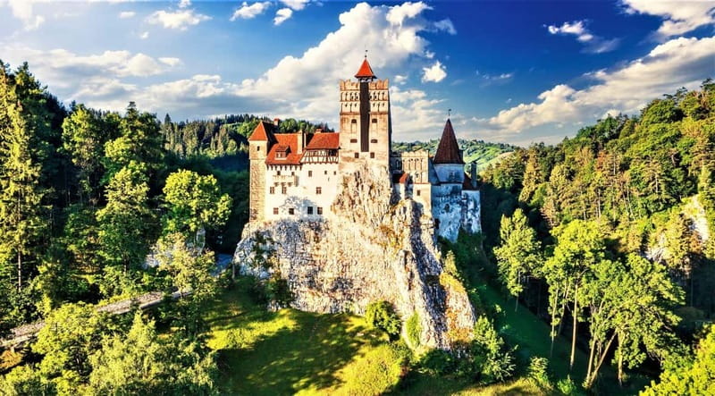 Bucharest: Peles and Bran Castles and Brasov Day Trip - A 12-hour castle circuit from Bucharest, and how to pace it