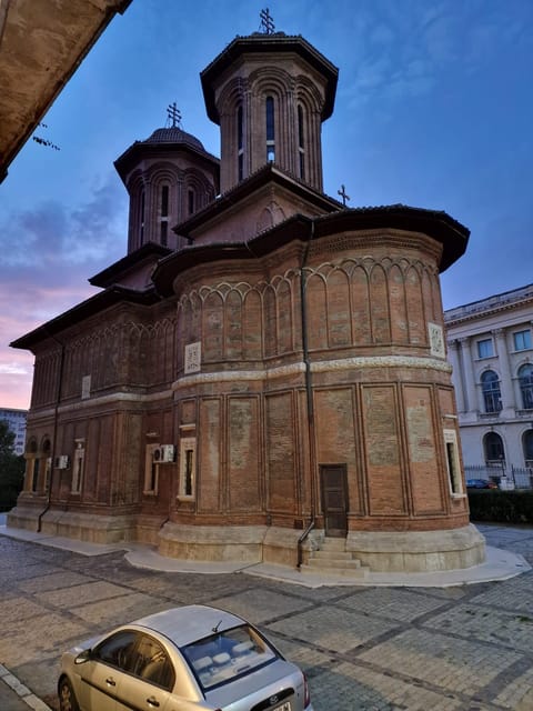 Bucharest: private and exclusive Italian walking tour - Romanian Athenaeum: your last big landmark, with the story attached