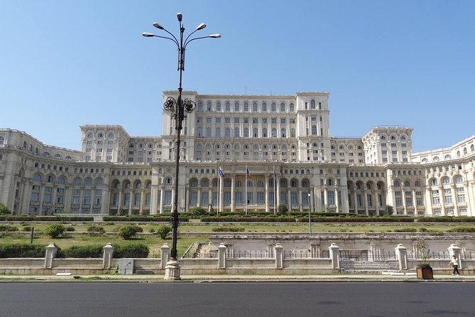 Bucharest Private City Tour - Piaka Revolukiei: Revolution 1989, a Royal Palace, and the Athenaeum