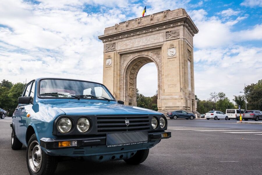 Bucharest: Private Communist Tour in a Romanian Vintage Car - Revolution Square to Casa Radio: your best openings for context