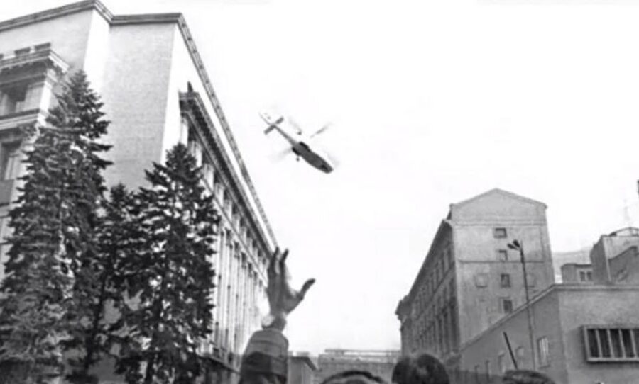 Bucharest: Private Last Days of Ceausescu Tour in a Dacia - Photo stops, timing, and the comfort reality check