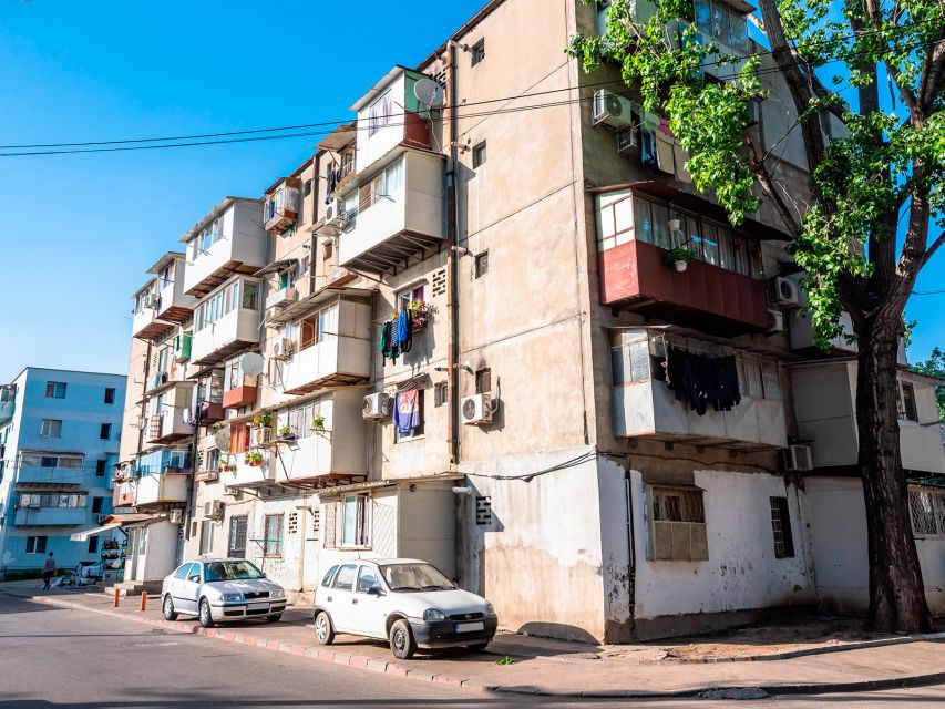 Bucharest: Private Three Neighborhoods Tour by Vintage Car - Drumul Taberei: where you see average life in Bucharest