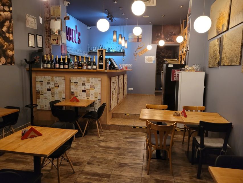 Bucharest: Private Wine Tasting Experience - The five-wine flight: how you learn Romanian varietals by tasting