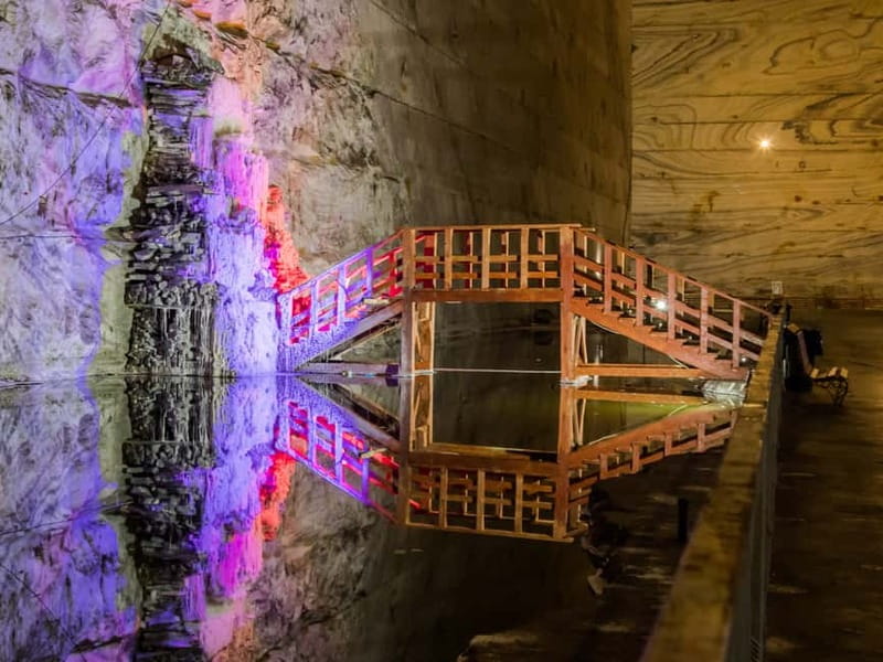 Bucharest: Salt Mine Day Trip to Slănic - The Short Café Break: How to Use the 15 Minutes Wisely
